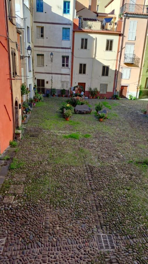 B&B Da Antonella Bosa Exterior photo